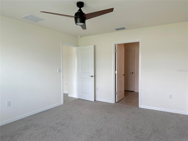 Building Photo - 4259 SW 53rd Ln Rd