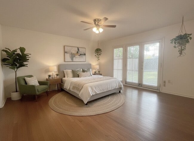 Building Photo - 9655 Meadowcroft Dr