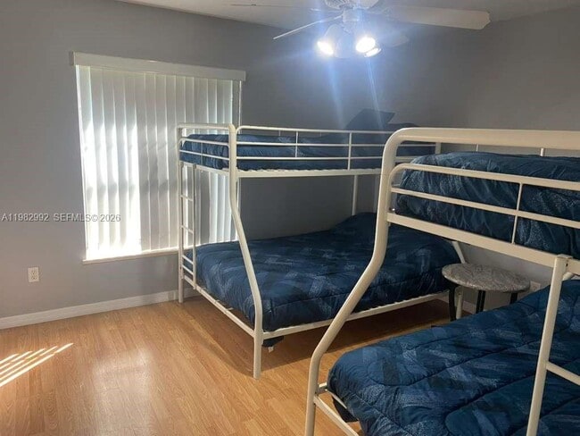 Building Photo - 3116 Tanglewylde Ave