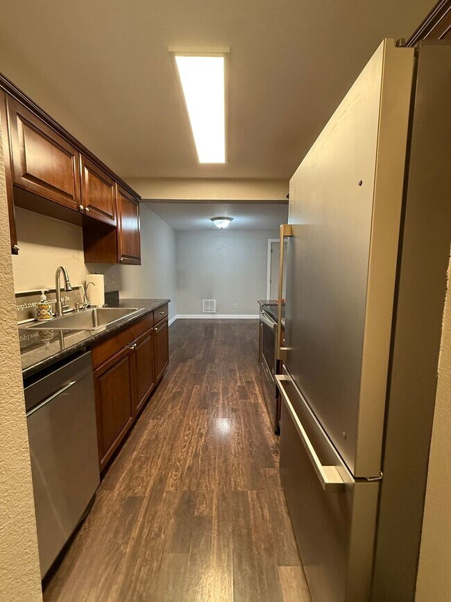 Building Photo - Ground-Level 2-Bedroom Condo at Martha’s Landing – Prime Mill Creek Location