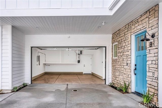Building Photo - 2304 Harriman Ln