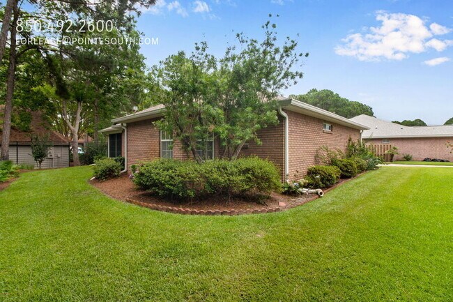 Building Photo - 366 Bay Tree Dr