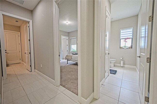 Building Photo - 9045 Bernini Pl