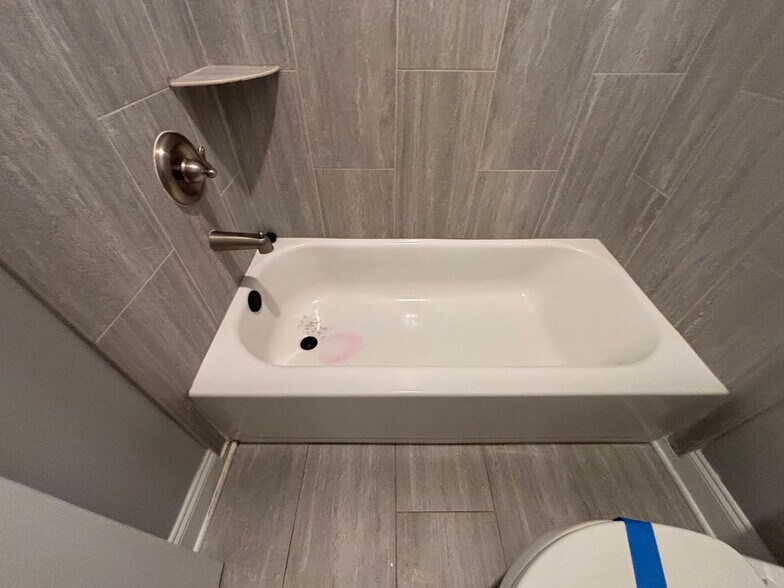 Building Photo - 9986 Messana St