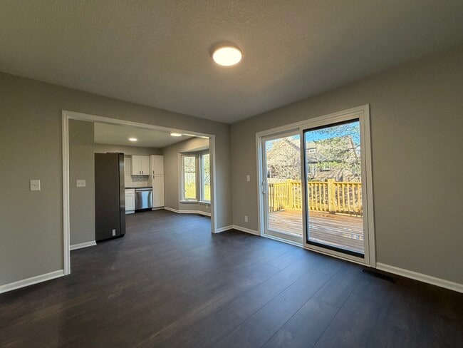 Building Photo - 11631 Garnett St