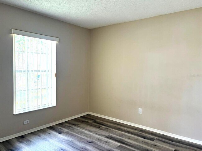Building Photo - 1244 Barefoot Bay Dr