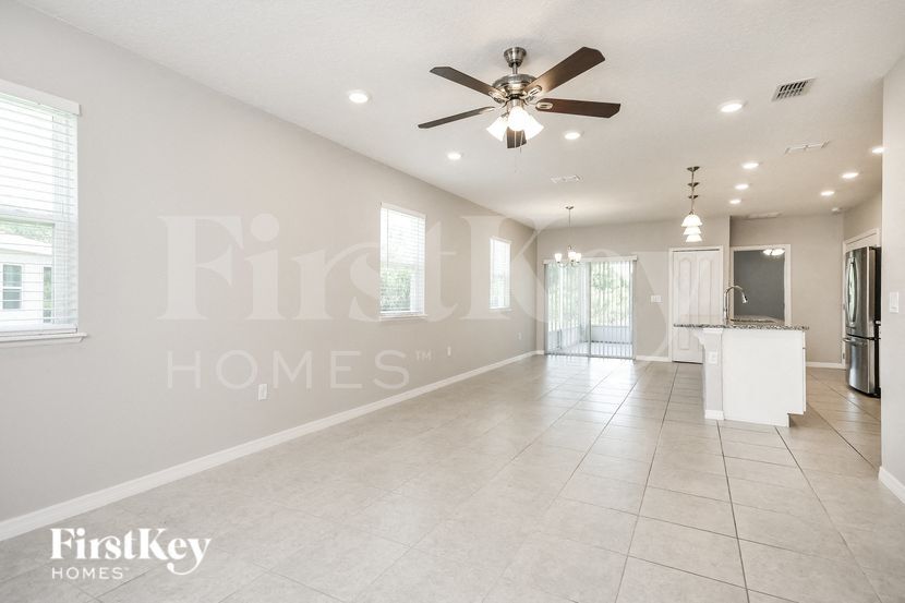 Building Photo - 2212 Red Rock Ct