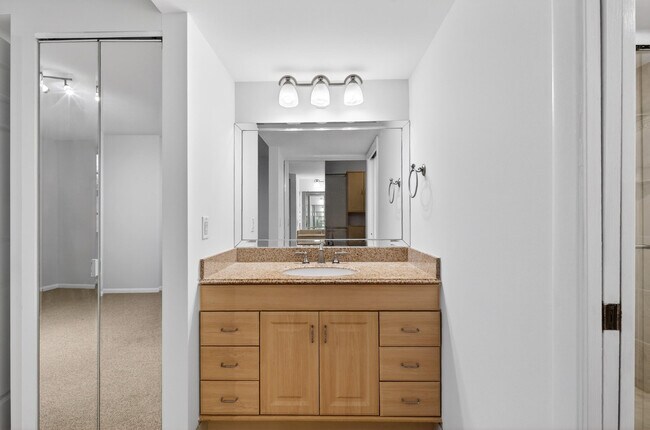 Building Photo - 3507 Village Blvd