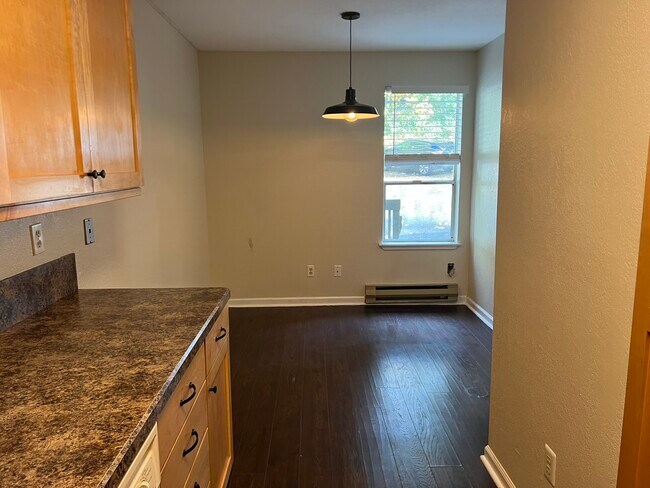 Building Photo - 500 National Ave N