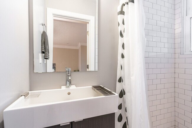 Building Photo - 2616 Connecticut Ave NW