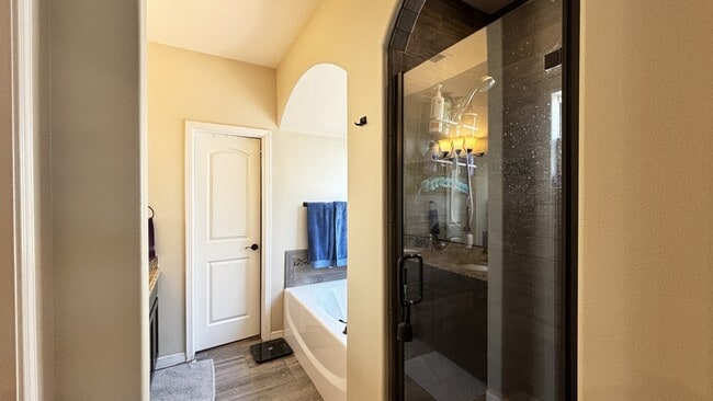 Building Photo - 2148 Honour Point Pl