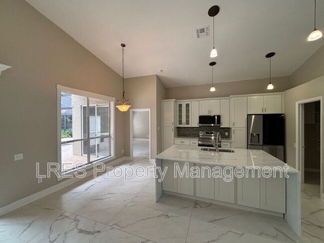 Building Photo - 1028 Kerwood Cir