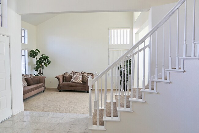 Building Photo - 3112 Caminito Ln