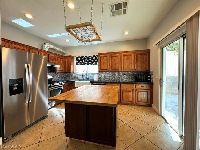 Building Photo - 951 Sequoia Ruby Ct