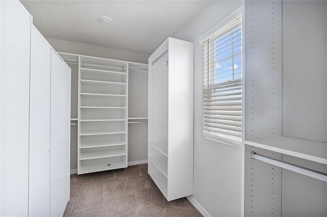 Building Photo - 38614 Finn Clover Ln