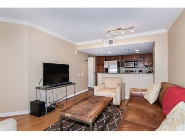 Building Photo - RB 1 Br 1 Bath Granite Kitchen Luxury Condo $2400 Avail July 1st