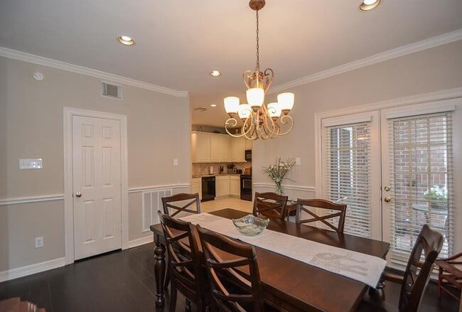 Building Photo - 4210 Greystone Way