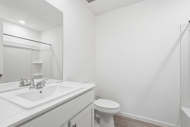 Building Photo - 6639 Orange Daylily Ln