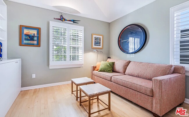 Building Photo - 2515 Euclid St