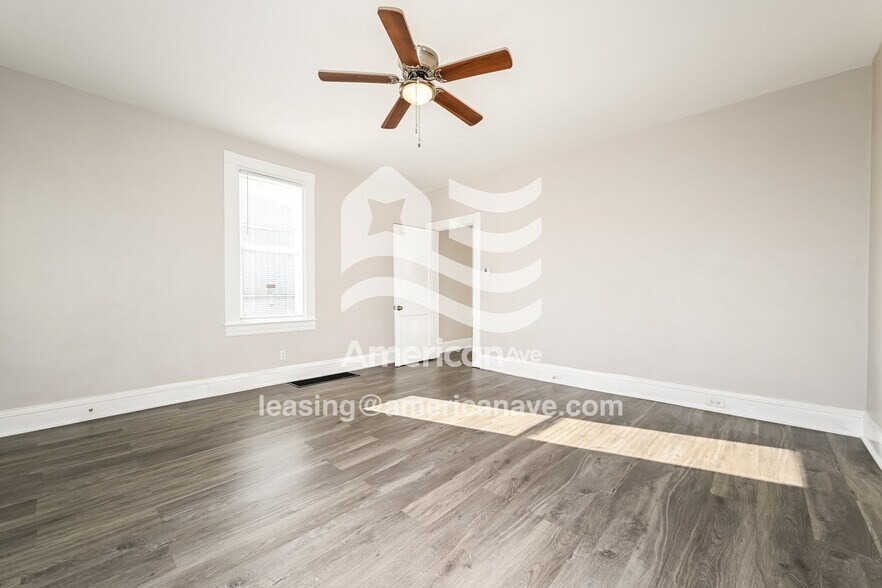 Building Photo - 303 Shady Ave