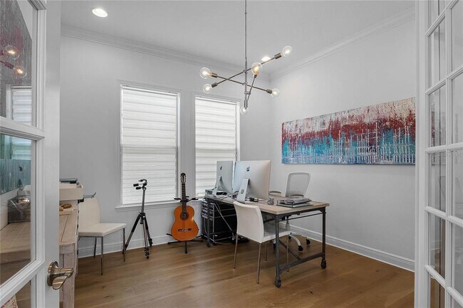 Building Photo - 1118 Estancia Wds Lp