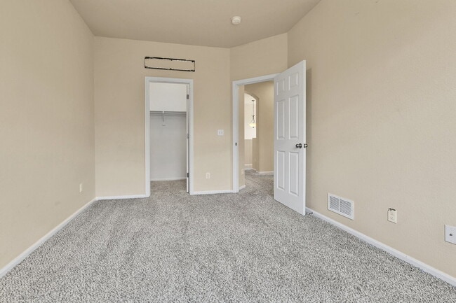 Building Photo - $2,550.00, 2, 2-bed, 2 bath in Northglenn ...