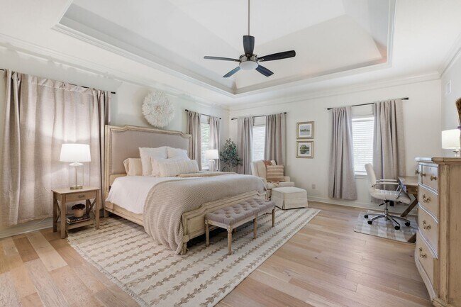 Building Photo - {10500} Luxury Living in Mills Crossing Estates +  Spacious Floorplan with Designer Finishes