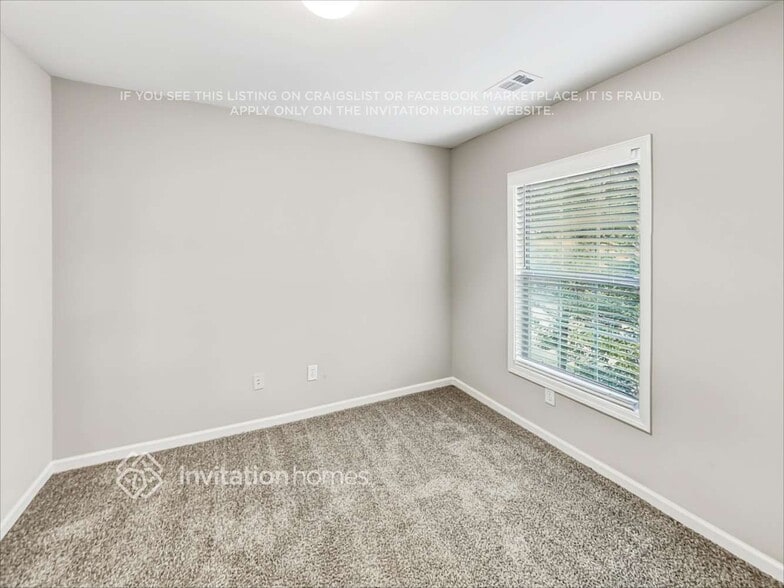 Building Photo - 12 Arendt Park Ln