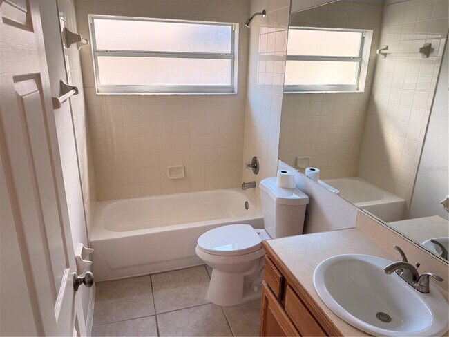 Building Photo - 2604 Luiseno Way