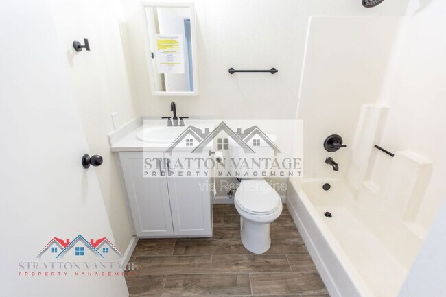 Building Photo - 20 S Buena Vista Ave