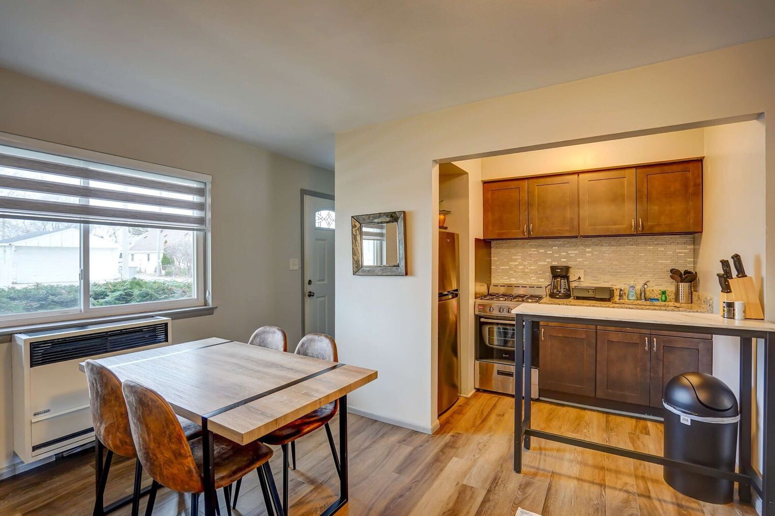 Building Photo - 407 S 94th Pl