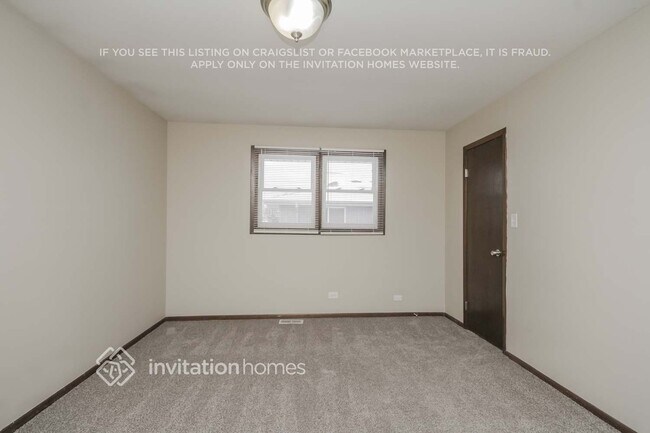 Building Photo - 16632 Parkview Ave