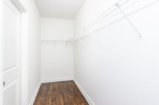 Building Photo - South Shore Stunner – 1,700 SQ FT, Master ...