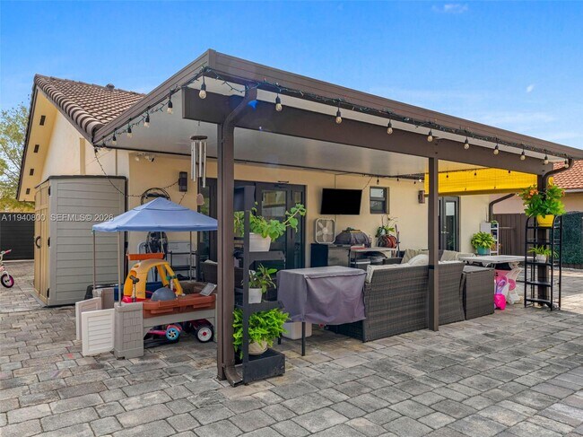 Building Photo - 15805 SW 79th Terrace