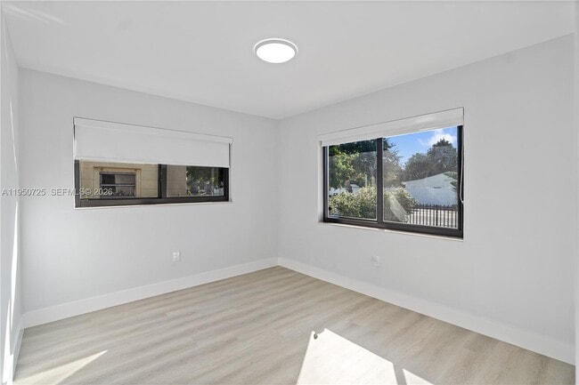 Building Photo - 811 NW 115th St