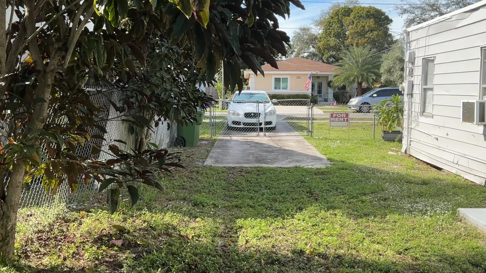 Building Photo - 217 SW 4th Ave