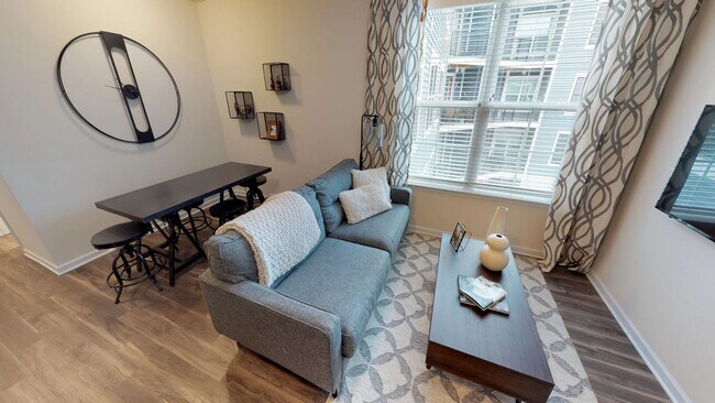 Building Photo - A0 | 1 Bed 1 Bath | 563 sf | $1500-$1770 |...