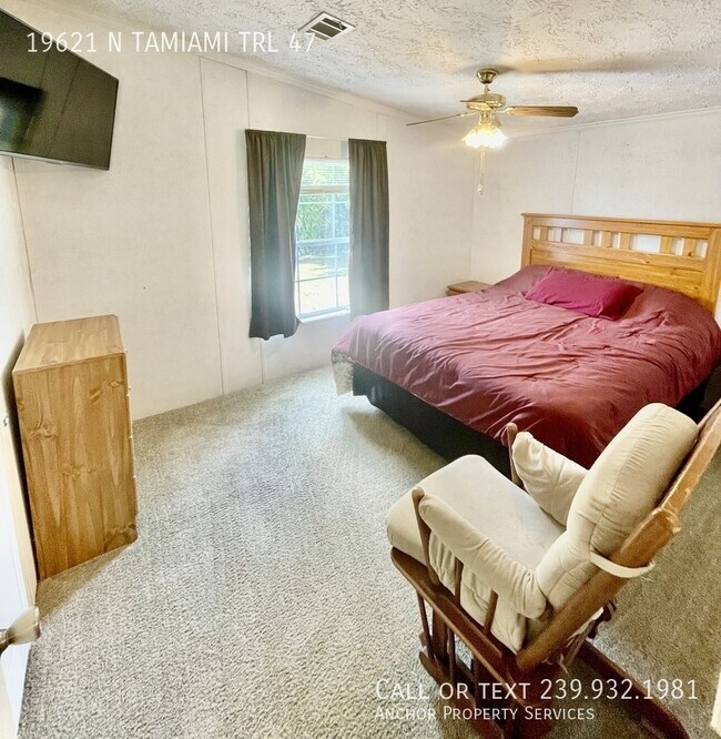 Building Photo - 19621 N Tamiami Trl