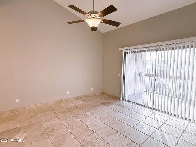 Building Photo - 205 N 74th St