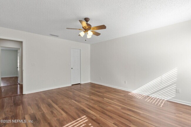 Building Photo - 616 Fallen Timbers Dr