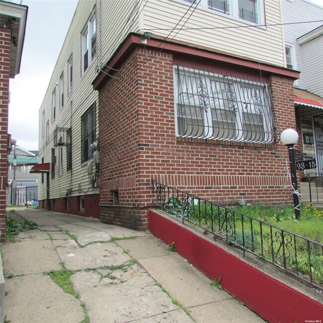 Building Photo - 93-15 202nd St