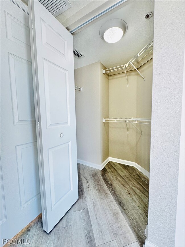 Building Photo - 4109 Residence Drive