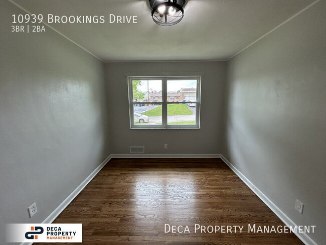 Building Photo - 10939 Brookings Dr