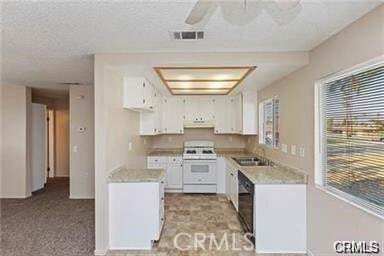 Building Photo - 955 W Devonshire Ave