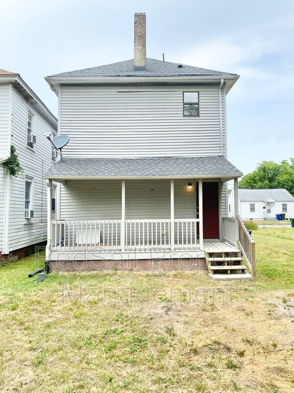 Building Photo - 1240 24th St