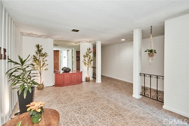 Building Photo - 6124 Buckingham Pkwy