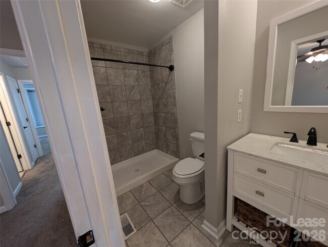 Building Photo - 9111 Sharonbrook Dr