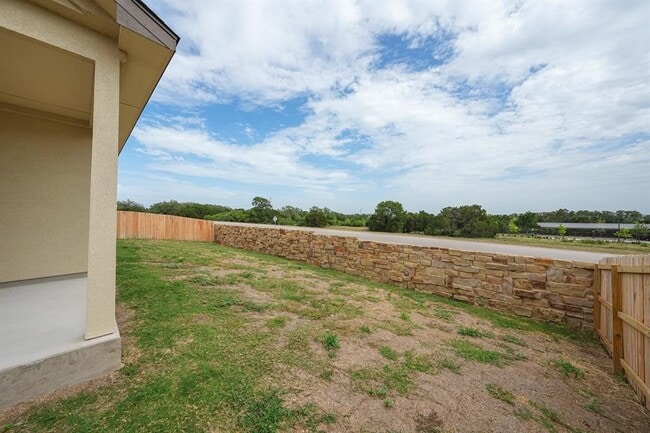 Building Photo - 932 Mallow Rd
