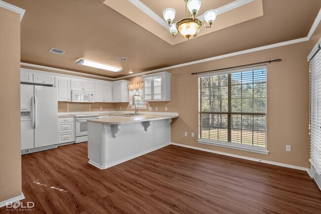 Building Photo - 406 Lavita Dr