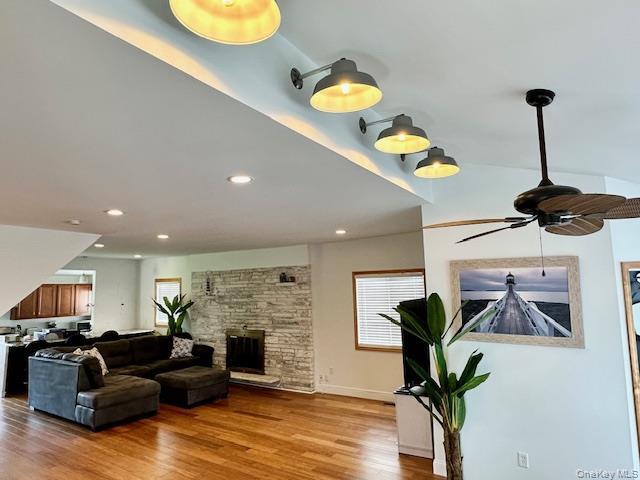 Building Photo - 2898 Edgemere Dr